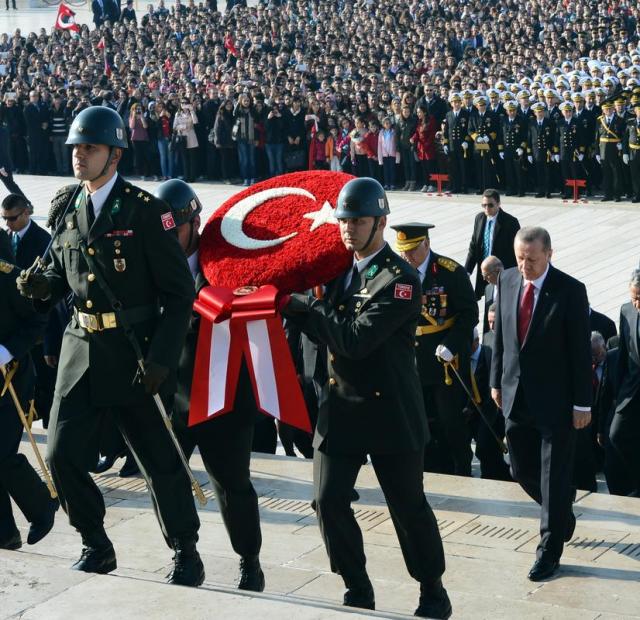 Devletin zirvesi Anıtkabir'de