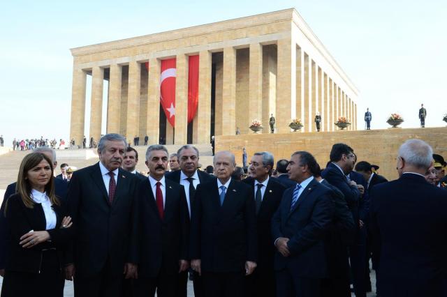 Devletin zirvesi Anıtkabir'de