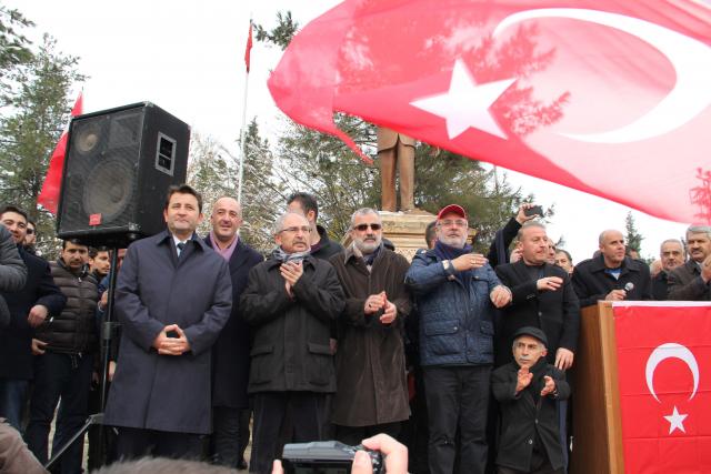 Mardin'de, "Teröre lanet" mitingi ve yürüyüşü