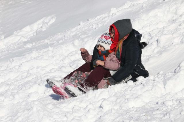 Gölcük ve Abant Gölü buz tuttu