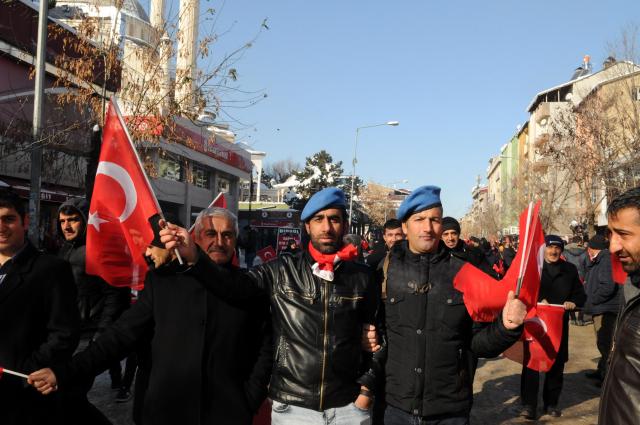 Şehitlere Saygı ve Milli Birlik Yürüyüşü