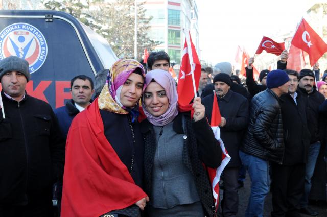 Şehitlere Saygı ve Milli Birlik Yürüyüşü