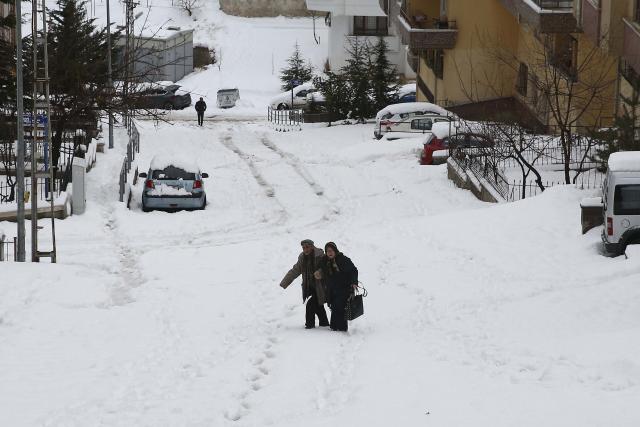 Ankara'da kar yağışı