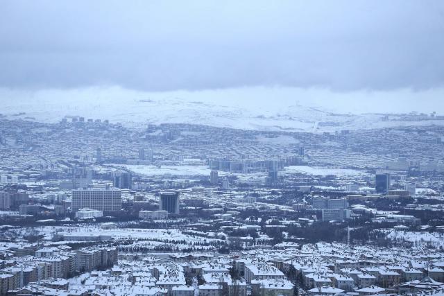 Ankara'da kar yağışı