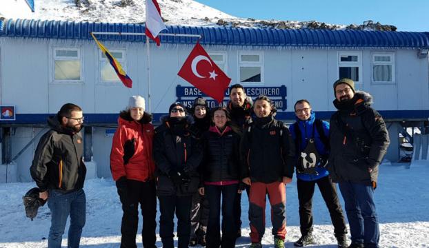 Bakan Özlü: Antarktikada bilimsel üs kuracağız