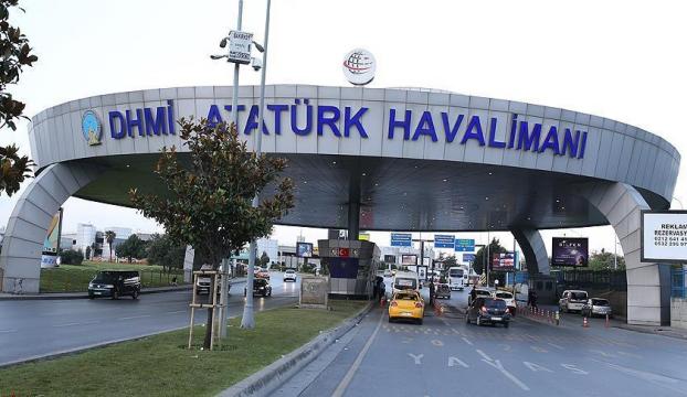 Bavullarında 9.5 milyon dolarla yakalandılar