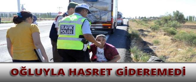 Babasıyla hasret giderirken kamyon çarptı