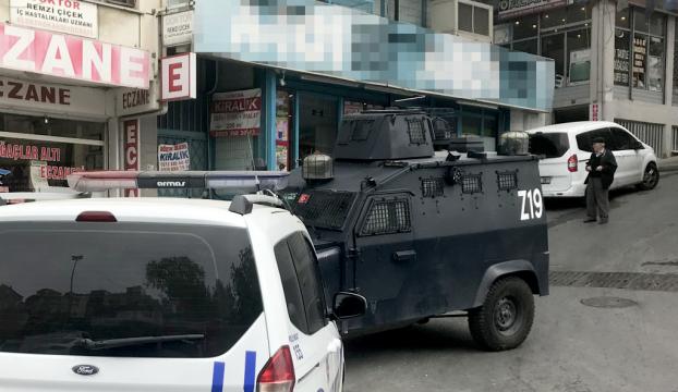Beyoğlunda markette silahlı soygun