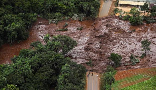 Brezilyada barajın çökmesi sonucu ölenlerin sayısı 65e çıktı