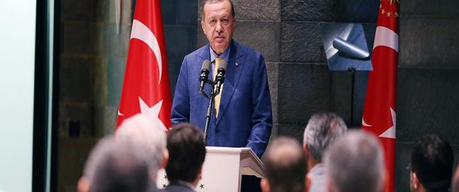 Cumhurbaşkanı Erdoğan: Haber peşinde koşmakla ihanete aracılık etmek tamamen farklı şeyler