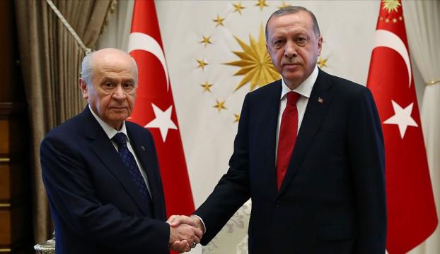 Erdoğan Bahçeliyi evinde ziyaret etti