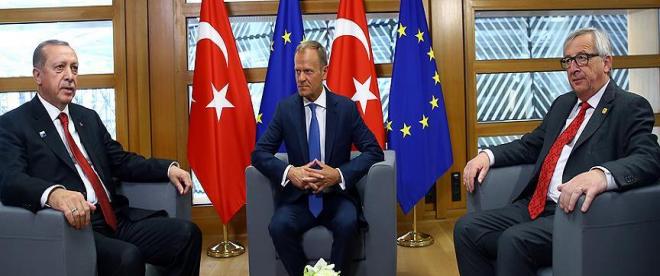 Cumhurbaşkanı Erdoğan, Tusk ve Junker ile görüştü