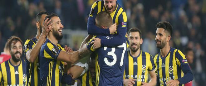 Fenerbahçe Zoryayı 2 golle geçti