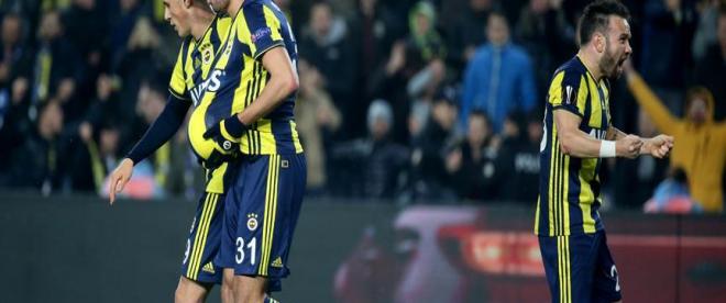 Fenerbahçe, avantajı tek golle kaptı