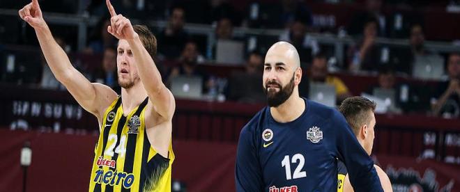 Fenerbahçe potada tarih yazmak istiyor