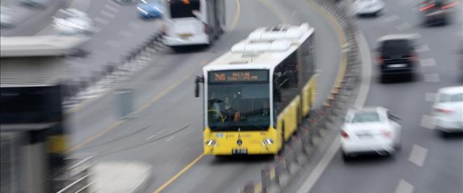 Üsküdarda metrobüs kazası