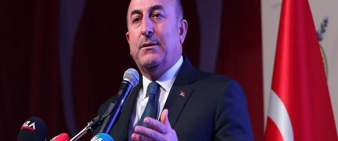 Hollandada Çavuşoğluna engel olma girişimleri