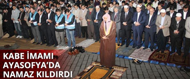 Ayasofya meydanında sabah namazı