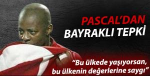 Pascal Noumadan bayraklı tepki