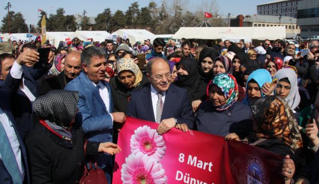 &quot;Kadınlarımıza karşı şiddeti asla kabul etmiyoruz&quot;