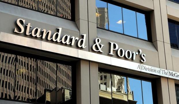 S&P Türkiyenin kredi notunu yükseltti