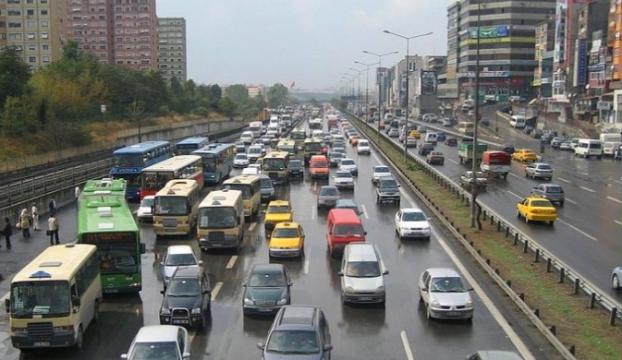 &quot;Trafik sigortası poliçenizi tavan fiyattan yenileyebilirsiniz&quot;