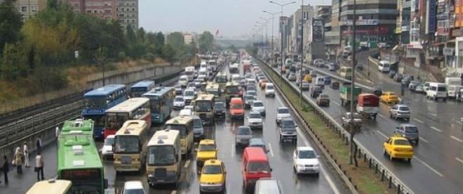 &quot;Trafik sigortası poliçenizi tavan fiyattan yenileyebilirsiniz&quot;