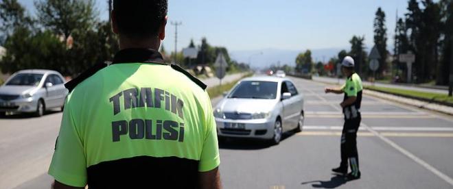 Trafik cezalarının artırılmasını öngören teklif kabul edildi