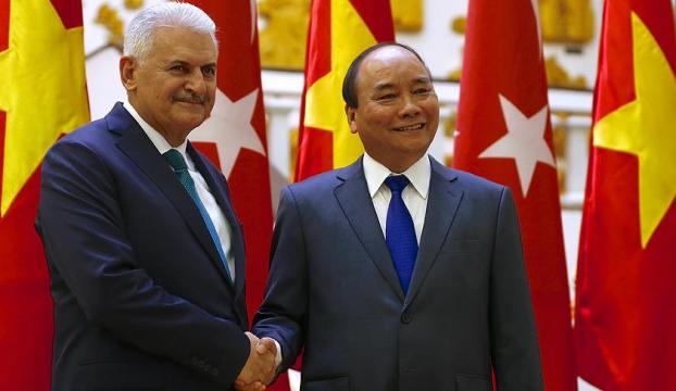 Başbakan Yıldırım: Vietnam ile ilişkileri her alanda geliştirme kararlılığındayız