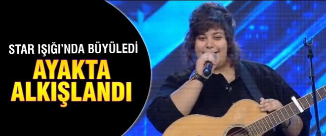 X Factor'de ayakta alkışlandı